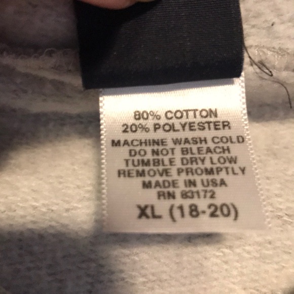 Zip up hooded sweatshirt - Picture 3 of 4